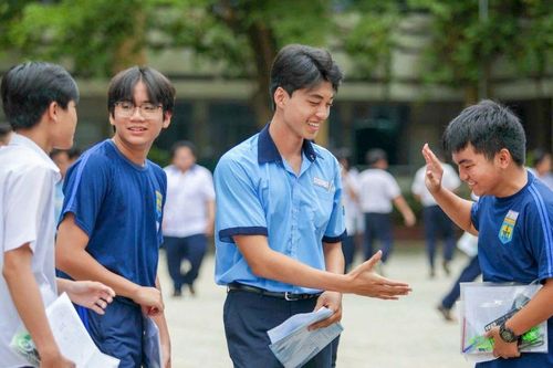Sở GD-ĐT TP.HCM công bố 'nóng' chỉ tiêu tuyển sinh lớp 10