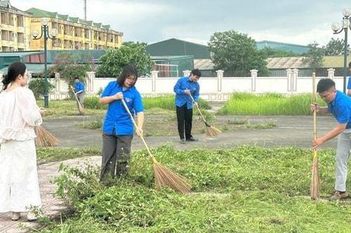 Xã Thường Tín: Duy trì không gian xanh cộng đồng tại các vườn hoa