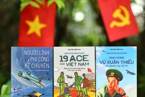 Chuyện về người anh hùng phi công trong đêm Hà Nội rực lửa