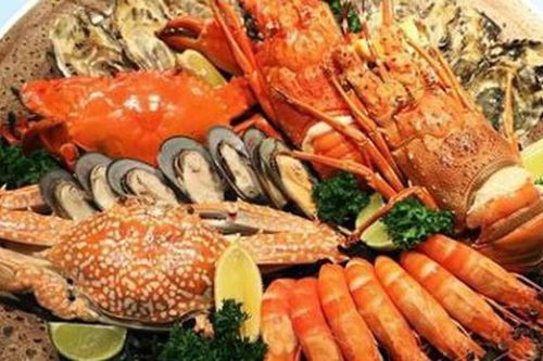 Ăn gì, mua gì làm quà ở thành phố được khách Việt tìm kiếm nhiều nhất dịp nghỉ lễ 30/4–1/5