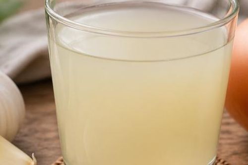Những lợi ích sức khỏe khi uống nước tỏi và hành tây