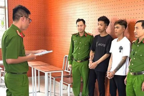 Bắt hai thiếu niên 17 tuổi tham gia vụ hỗn chiến bằng hung khí ở Cần Thơ
