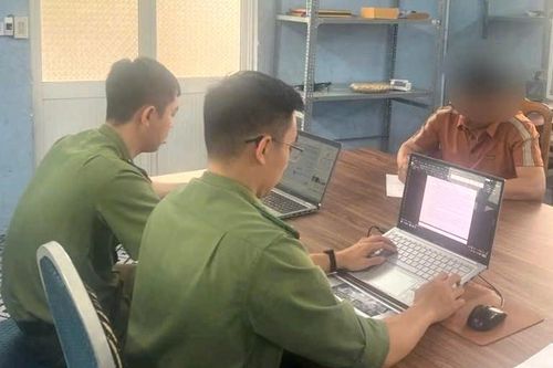 Chia sẻ bài viết xuyên tạc sự thật, người đàn ông ở Hải Phòng bị phạt 7,5 triệu đồng