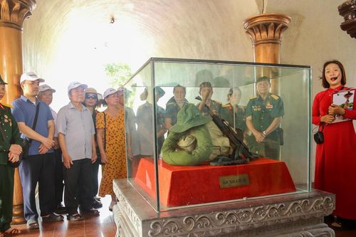 Những lá thư, kỷ vật mang thông điệp hòa bình