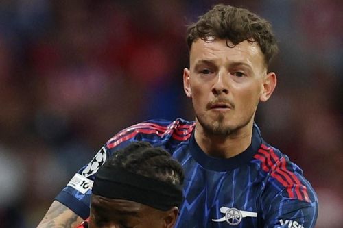 Xô xát xảy ra sau trận bán kết lượt đi giữa Atletico Madrid và Arsenal