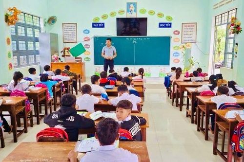 Tiếp tục áp dụng một số Quyết định hướng dẫn thi hành quy định đã được sửa đổi, thay thế từ 1/1/2026 lĩnh vực giáo dục và đào tạo