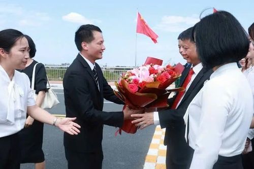 Tăng cường quan hệ hợp tác hữu nghị biên giới Quảng Ninh (Việt Nam) và Quảng Tây (Trung Quốc)