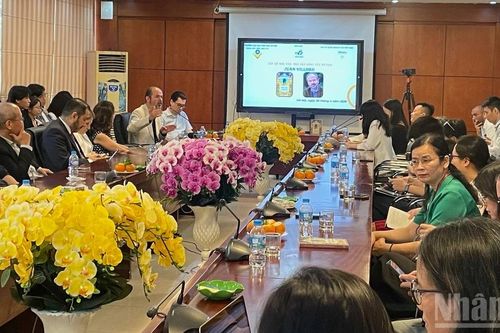 Nhà văn Mexico Juan Villoro: 'Sự tò mò là yếu tố quan trọng nhất của một nhà văn'
