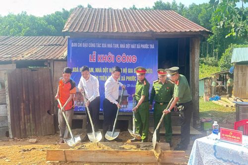 Xã Phước Trà đồng loạt khởi công xóa 35 nhà tạm