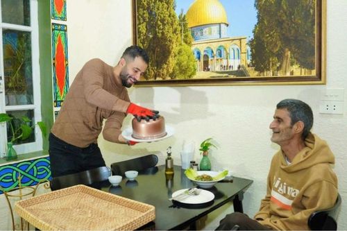 Ấn tượng không gian ẩm thực Palestine tại phố cổ Hà Nội