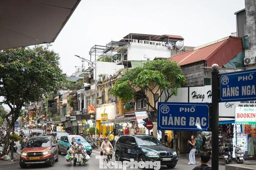 Phố lõi Hà Nội siết xe xăng: Người dân lo phương án thích ứng với lộ trình mới
