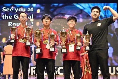 Huấn luyện viên bất bại suốt bốn mùa World Scholar's Cup Việt Nam