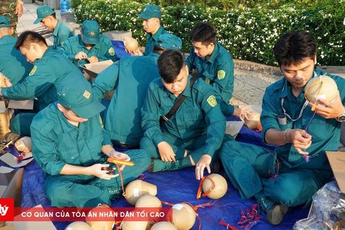 'Trận địa' pháo hoa TP.HCM trước giờ khai hỏa