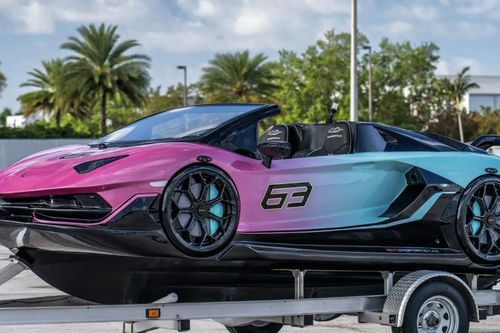 Siêu xe Lamborghini độc lạ, giá rẻ chỉ hơn 1,2 tỷ đồng gây sốt