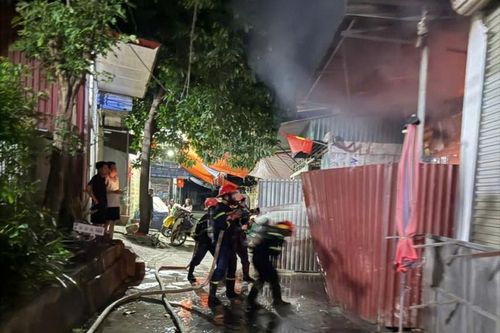 Cháy nhà ở kết hợp sản xuất, kinh doanh bánh mỳ, 2 người tử vong