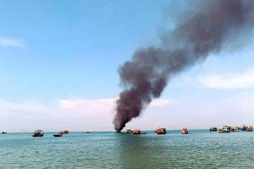 Tìm thấy thi thể nạn nhân mất tích trong vụ cháy tàu dầu ở Lâm Đồng