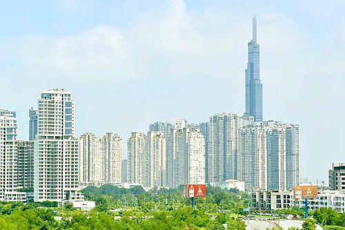 Giữa biến động khó lường, TPHCM nỗ lực đạt tăng trưởng 2 con số