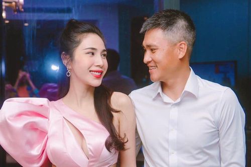 Công Vinh đã thử những món 'vừa nghe đã nhăn mặt' ở quê vợ Thủy Tiên?