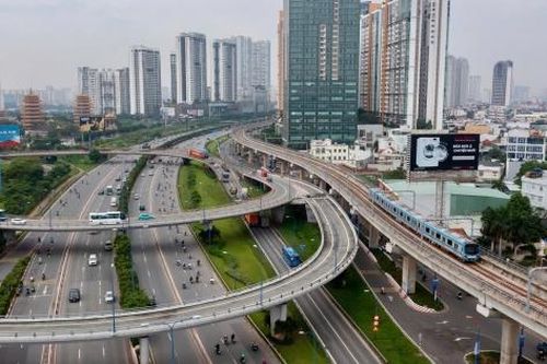 TP. Hồ Chí Minh khẳng định vị thế trung tâm công nghiệp, thương mại lớn nhất cả nước
