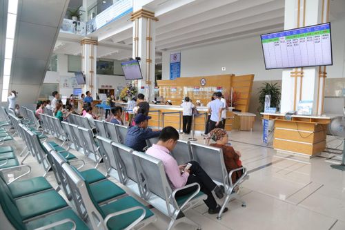 Đề xuất phạt đến 30 triệu đồng khi phát tán thông tin khám chữa bệnh sai lệch trên mạng