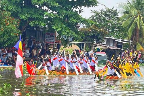 Khai mạc Giải Đua ghe ngo mini chào mừng Ngày Giải phóng miền Nam, thống nhất đất nước