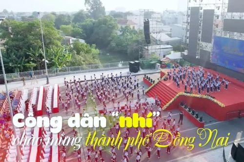 [Video] Công dân 'nhí' chào mừng thành phố Đồng Nai