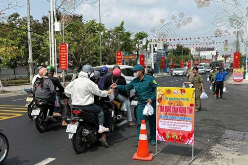 Phú Hựu: Thực hiện mô hình 'Trạm dừng chân nghĩa tình'