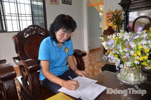 Cô Mỹ Hoa tận tụy với phong trào khuyến học cơ sở
