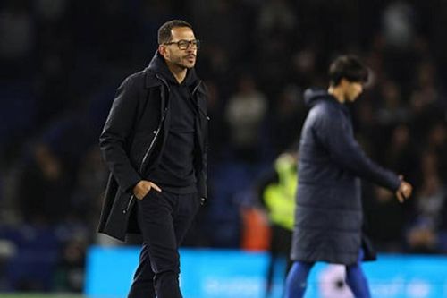 Chelsea sa thải Liam Rosenior: Lý do HLV không nhận đủ 24 triệu bảng bồi thường