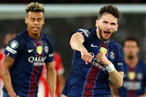PSG hạ Bayern 5-4: Đỉnh cao tấn công và sự khô khan của Ngoại hạng Anh