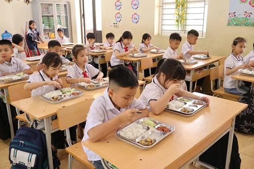Đảm bảo an toàn thực phẩm cho học sinh khi đến trường