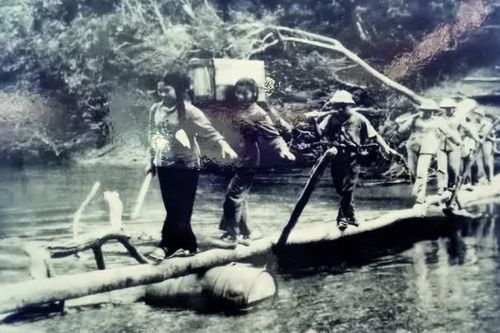 Ký ức tháng Tư