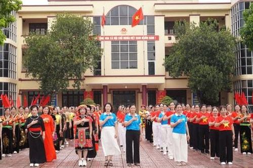Làm tốt công tác phụ nữ, góp phần xây dựng xã Tây Phương phát triển toàn diện
