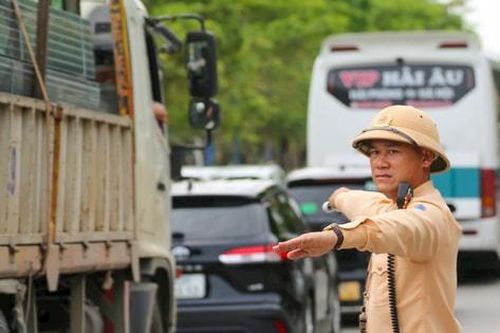 Ngày đầu nghỉ lễ 30-4: Xử lý 2.104 trường hợp vi phạm về nồng độ cồn