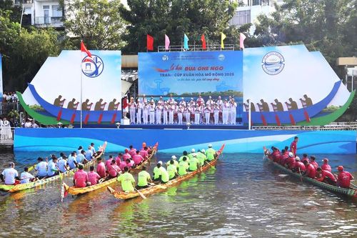 'Đầu tàu' tăng tốc công nghiệp văn hóa