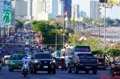TP Hồ Chí Minh: Xóa bỏ quảng cáo, tờ rơi liên quan đến 'tín dụng đen'