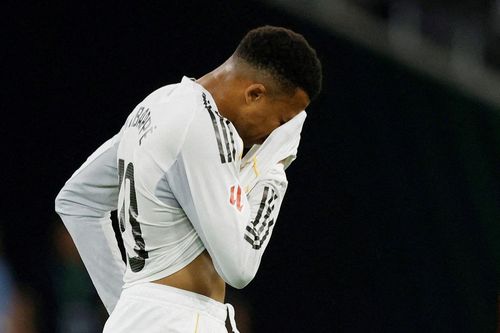 Real Madrid lộ tử huyệt