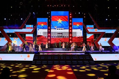 Chương trình nghệ thuật 'Thống nhất non sông' lan tỏa niềm tự hào dân tộc