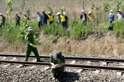 Lâm Đồng: Nhân viên tuần đường sắt bị tàu hàng tông tử vong