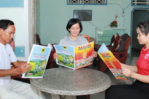 Báo SGGP phát hành hơn 2.000 cuốn Đặc san 30-4 tại Đồng Nai và Tây Nguyên - Nam Trung bộ