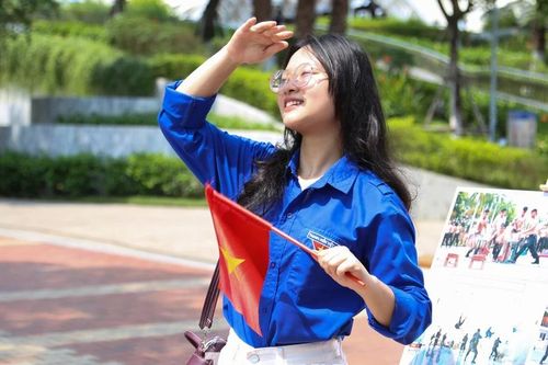 Người trẻ Đà Nẵng tiếp bước tự hào giữa tháng Tư lịch sử