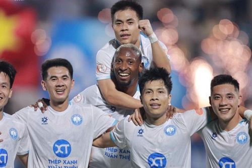 Nam Định thắng thuyết phục CA TPHCM 2-0: Khẳng định sức mạnh chiều sâu đội hình