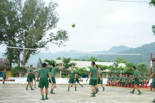 Lực lượng vũ trang tổ chức nhiều hoạt động chào mừng các ngày lễ lớn