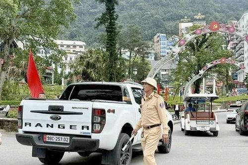 'Bài toán' phát triển du lịch bền vững
