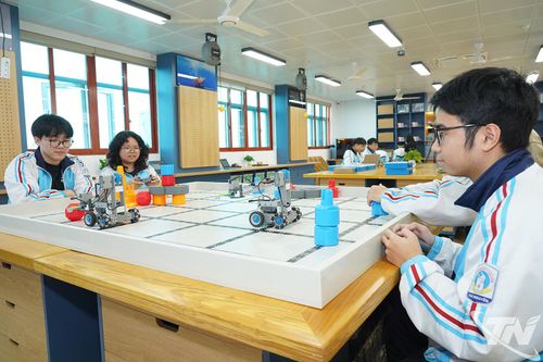 Giáo dục - 'động lực mềm' cho tăng trưởng vùng