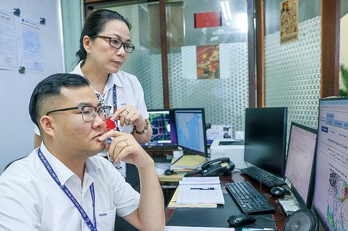 Chuyện 'trông mưa, trông nắng' ở sân bay