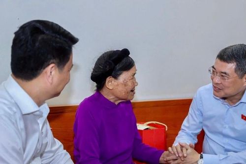TP. Hải Phòng hoàn thành trao quà tri ân người có công dịp 30/4