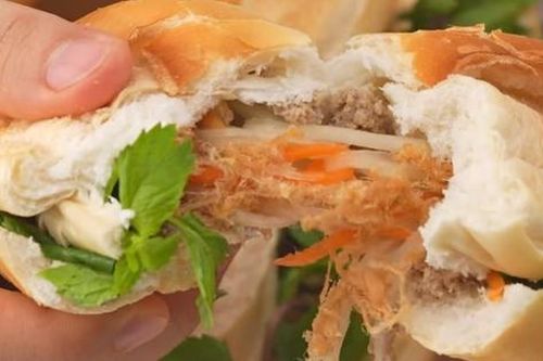 Chọn ăn bánh mì vì tiện lợi - những điều lưu ý