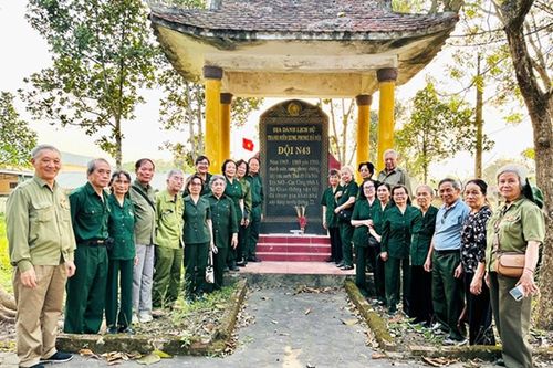 Ký ức 'Ba sẵn sàng' trên những cung đường bất tử