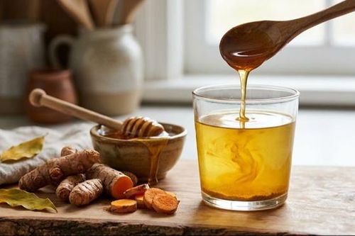 Uống nghệ mật ong: Lợi ích và rủi ro tiềm ẩn